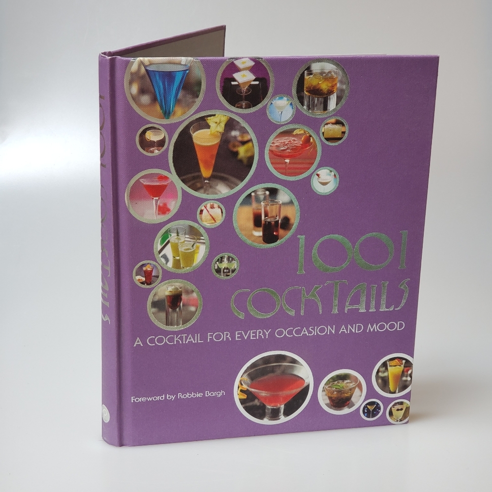 1001 Cocktails Hardcover Coffee Table/Recipe Book - Like New